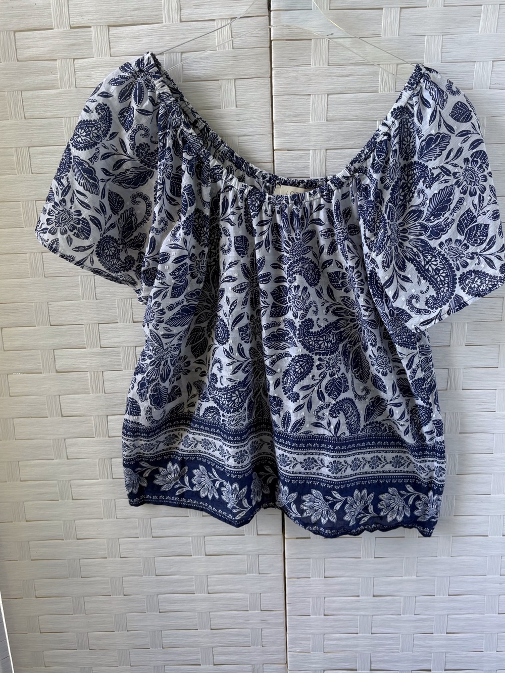 Loft Medium Cotton Elastic Off Shoulder  Blouse Paisley Navy White Print‎ Boho